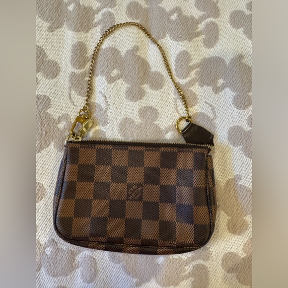 Louis Vuitton Mini Pochette Checkered Monogram Bag - Picture 1 of 2